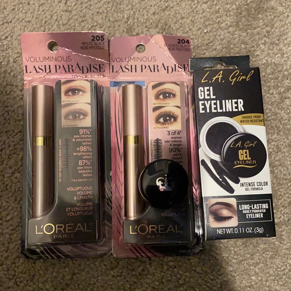 Black Mascara And Eyeliners💗